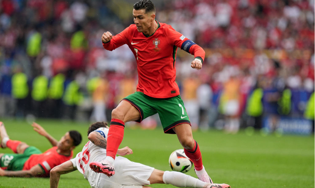 Португалія розгромно перемогла Туреччину та вийшла у плей-оф Євро-2024