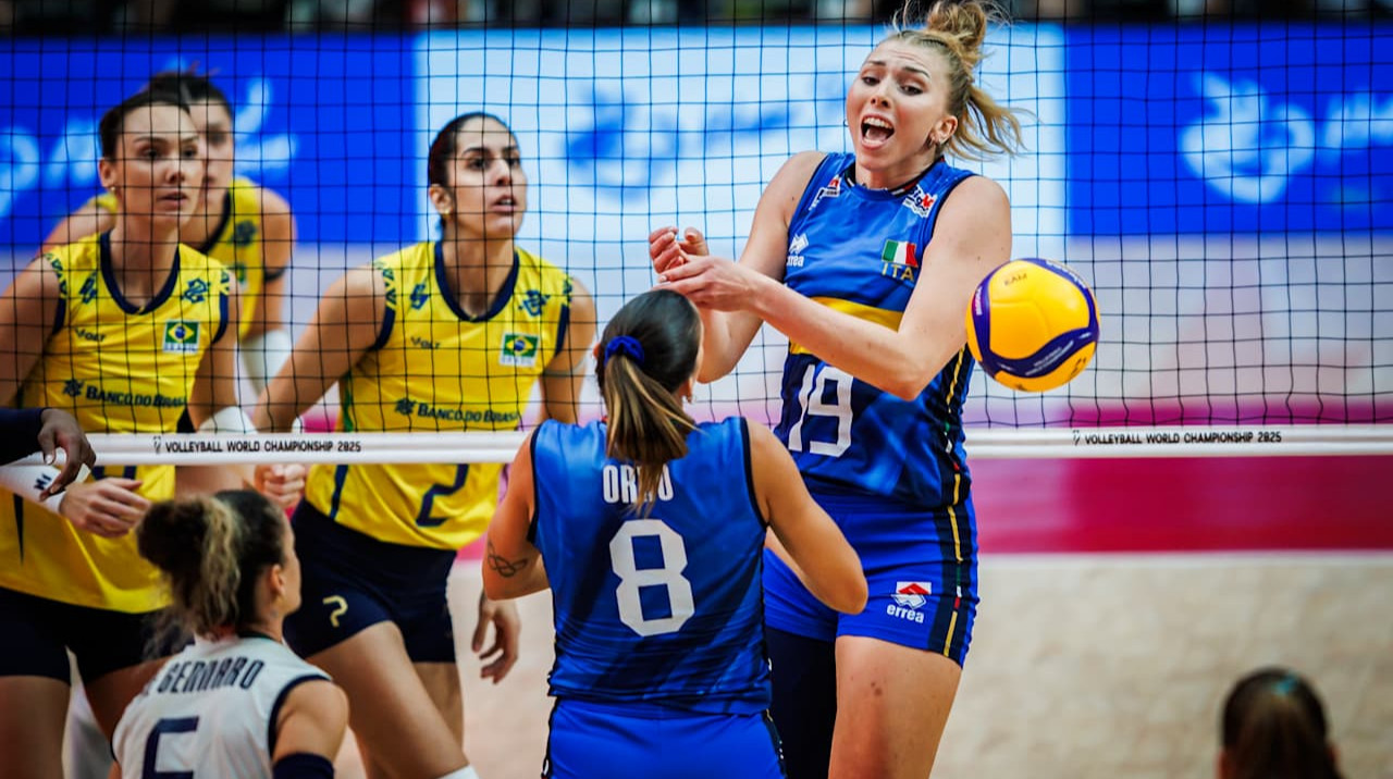 Италия вырвала победу над Бразилией в полуфинале женского ЧМ-2025