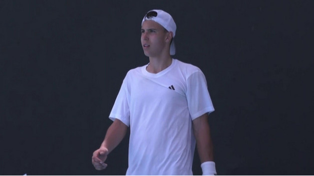 Білозерцев впевнено вийшов у друге коло юніорського Вімблдону
