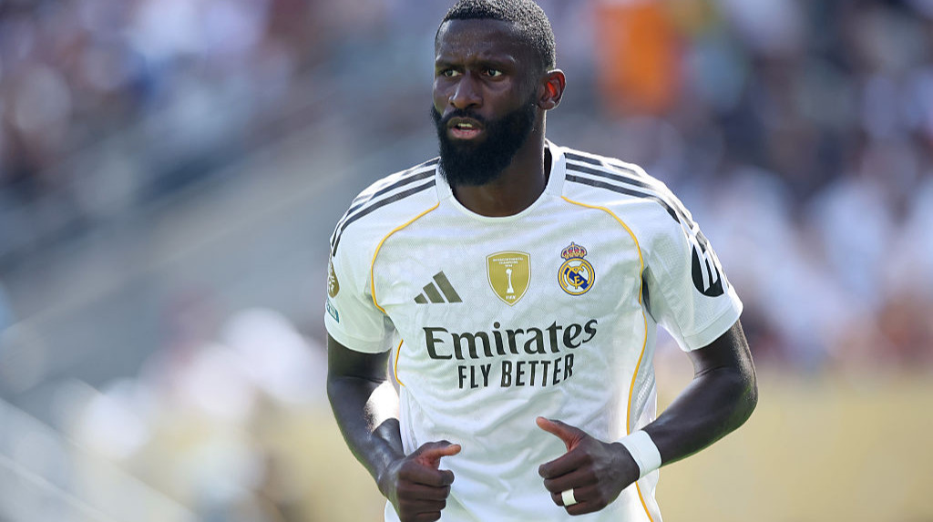 Челсі спробує повернути до свого складу іменитого захисника Реала