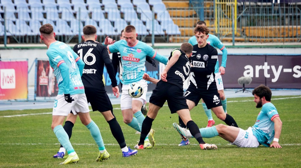 Зажать яйца в дверь и допрашивать: президент клуба УПЛ отреагировал на информацию о сдаче матча