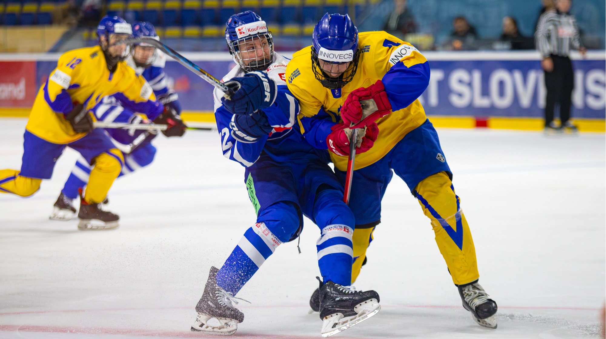 Збірна України U-18 пропустила 15 шайб від Словаччини