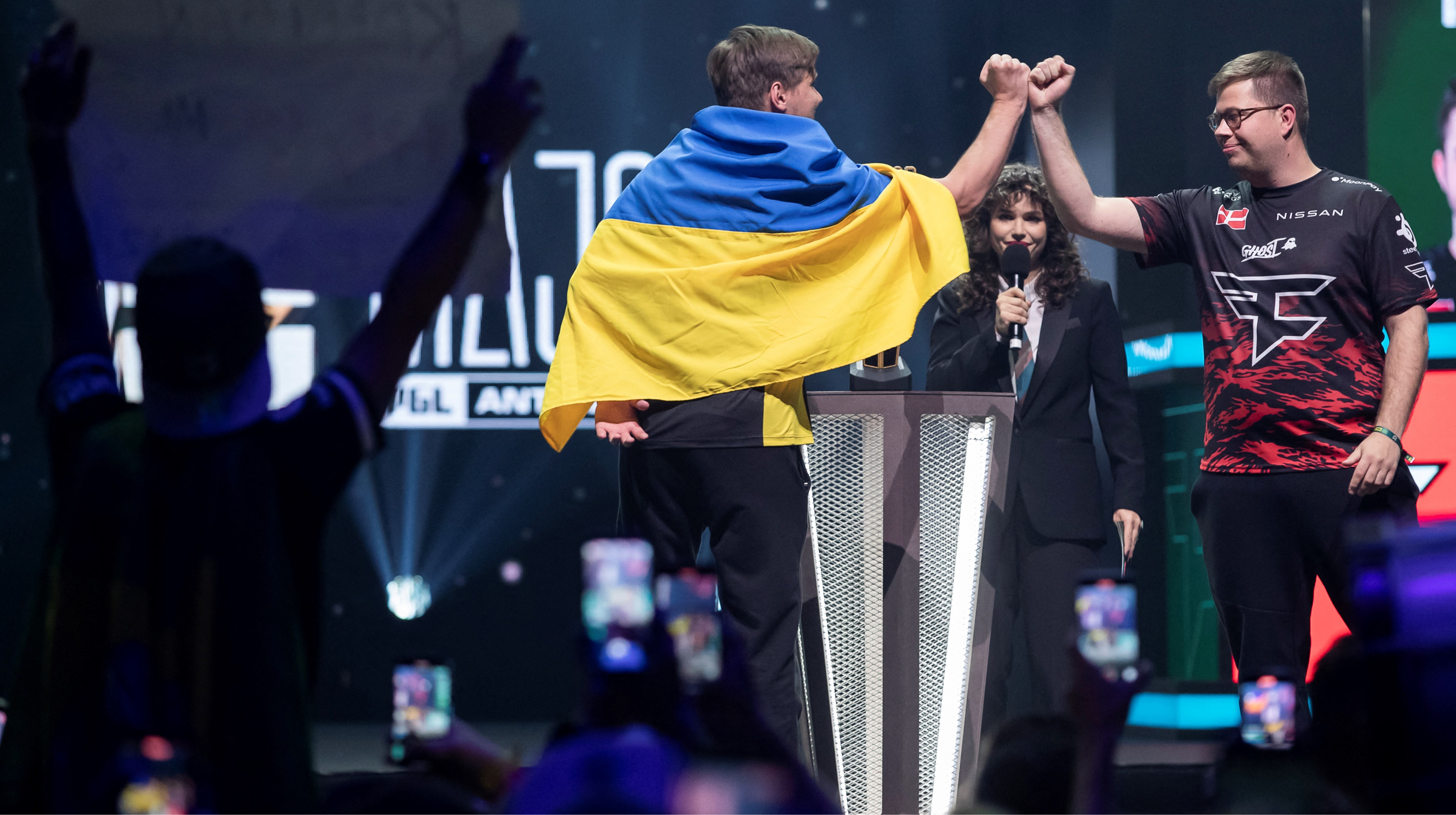 Помститися українцю не вийшло: s1mple з FaZe обіграв Heroic на найпрестижнішому турнірі сезону