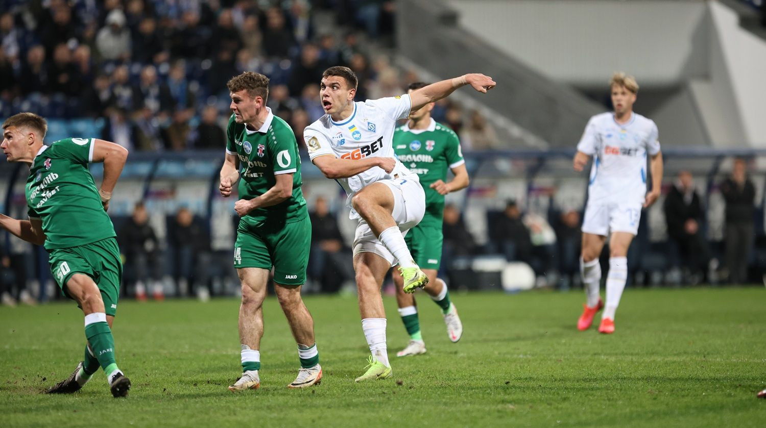 Михайленко рассказал, на какого экс-форварда сборной Украины похож Пономаренко