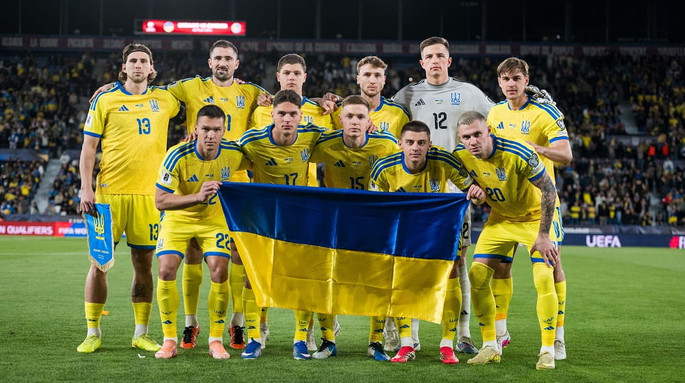 Має бути соромно: військовий журналіст, який дивився матч Україна – Швеція із побратимами, очікує відставки Реброва