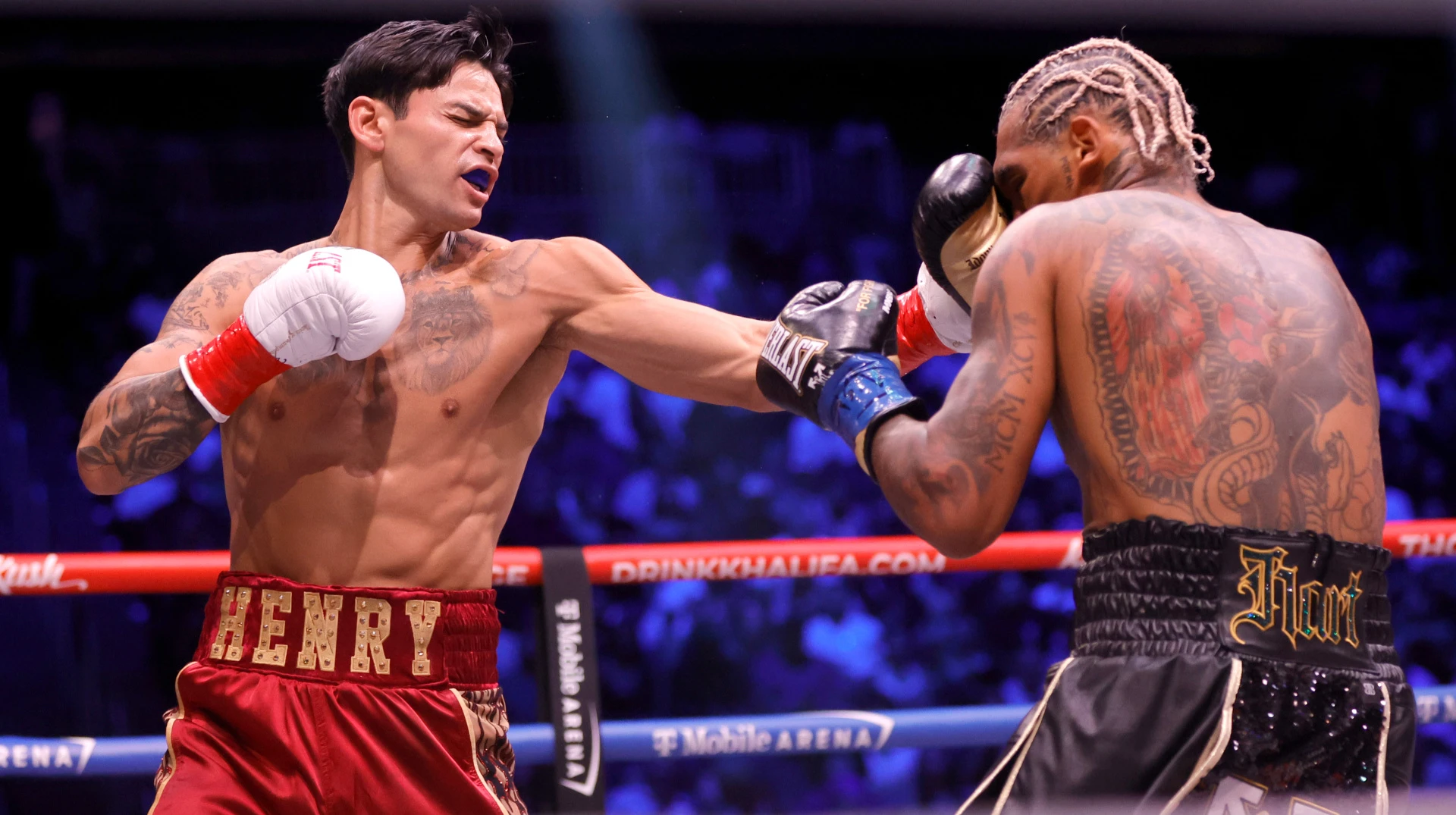 Гарсія ефектно захистив чемпіонський титул WBC, перемігши Бенна технічним нокаутом
