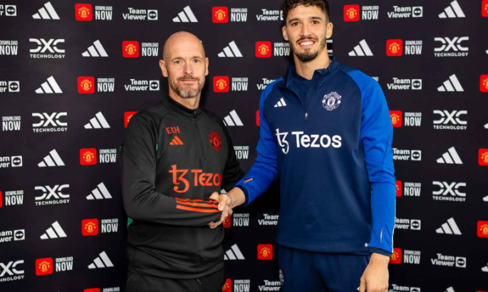 Манчестер Юнайтед підписав голкіпера Фенербахче