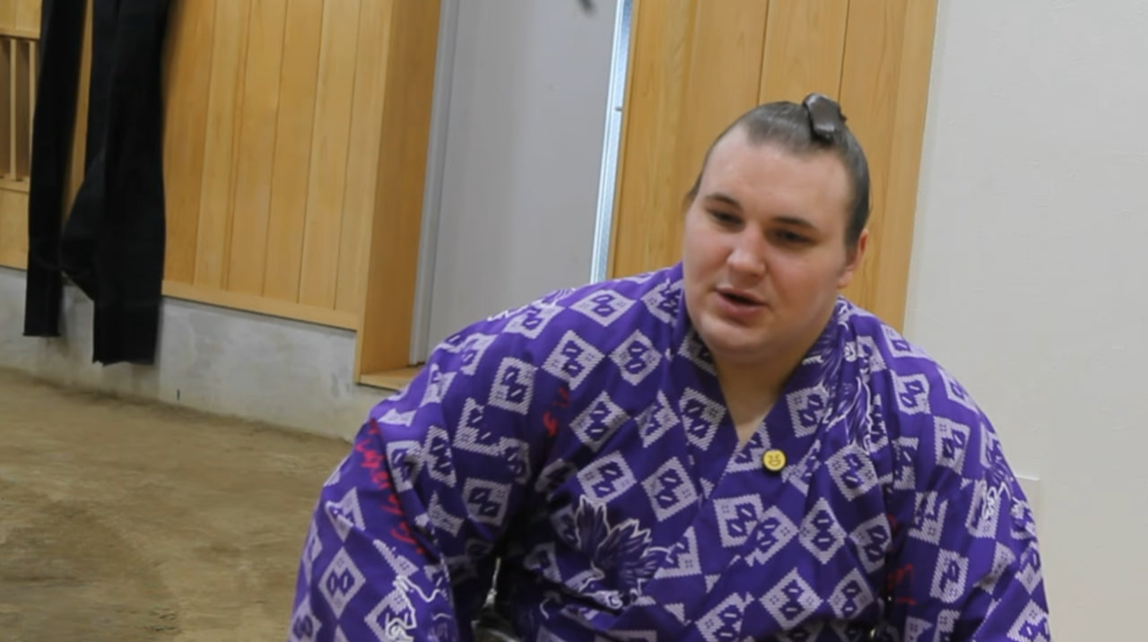 Украинец Аонишики: Японцы меня поддерживают из-за моего стиля борьбы