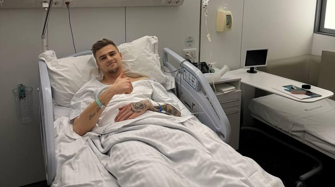 Українського голкіпера прооперували у Барселоні