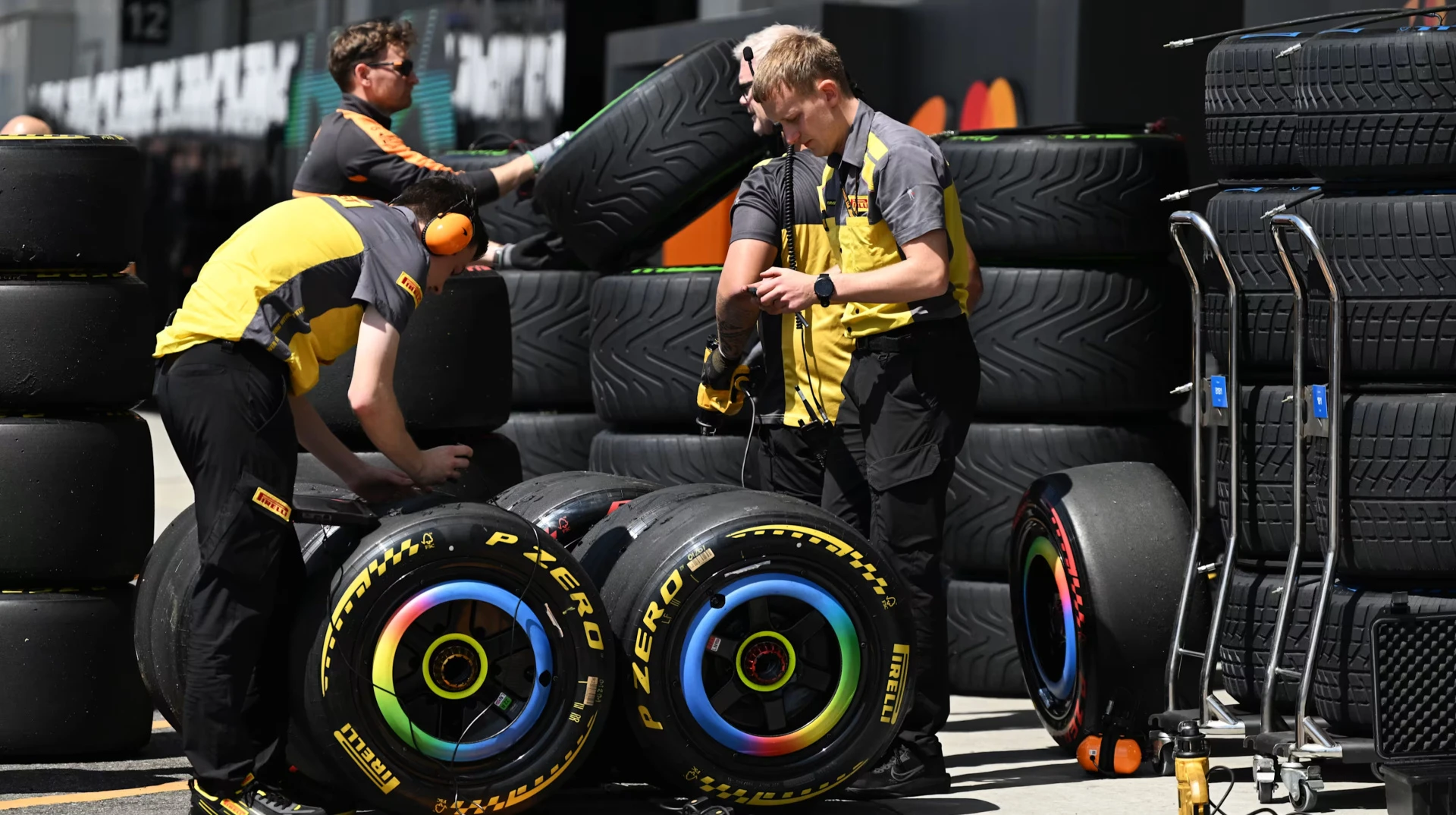Pirelli залишиться єдиним постачальником шин для Формули-1