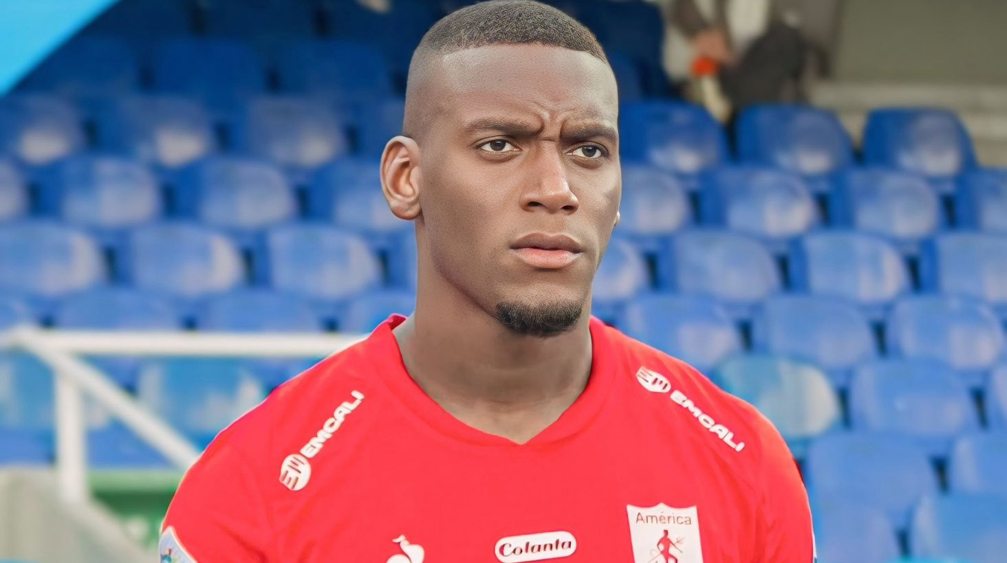 Динамо поборется с Крузейро и Нантом за трансфер колумбийского защитника