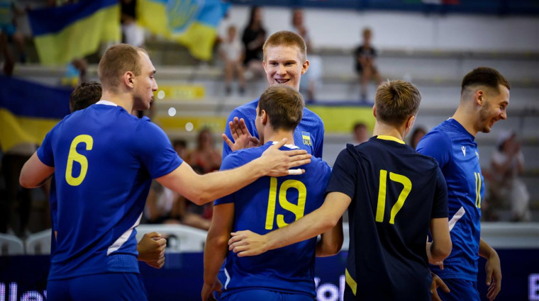 Украина победила Аргентину в стартовом матче молодежного чемпионата мира-2025