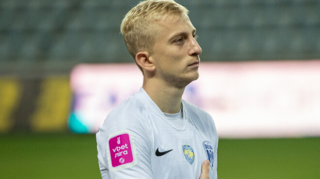 Польський клуб припинив співпрацю з двома українськими півзахисниками