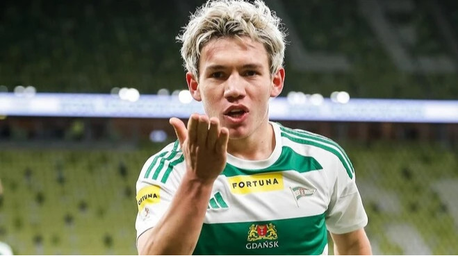 Трансфер Хланя в Еюпспор зірвався