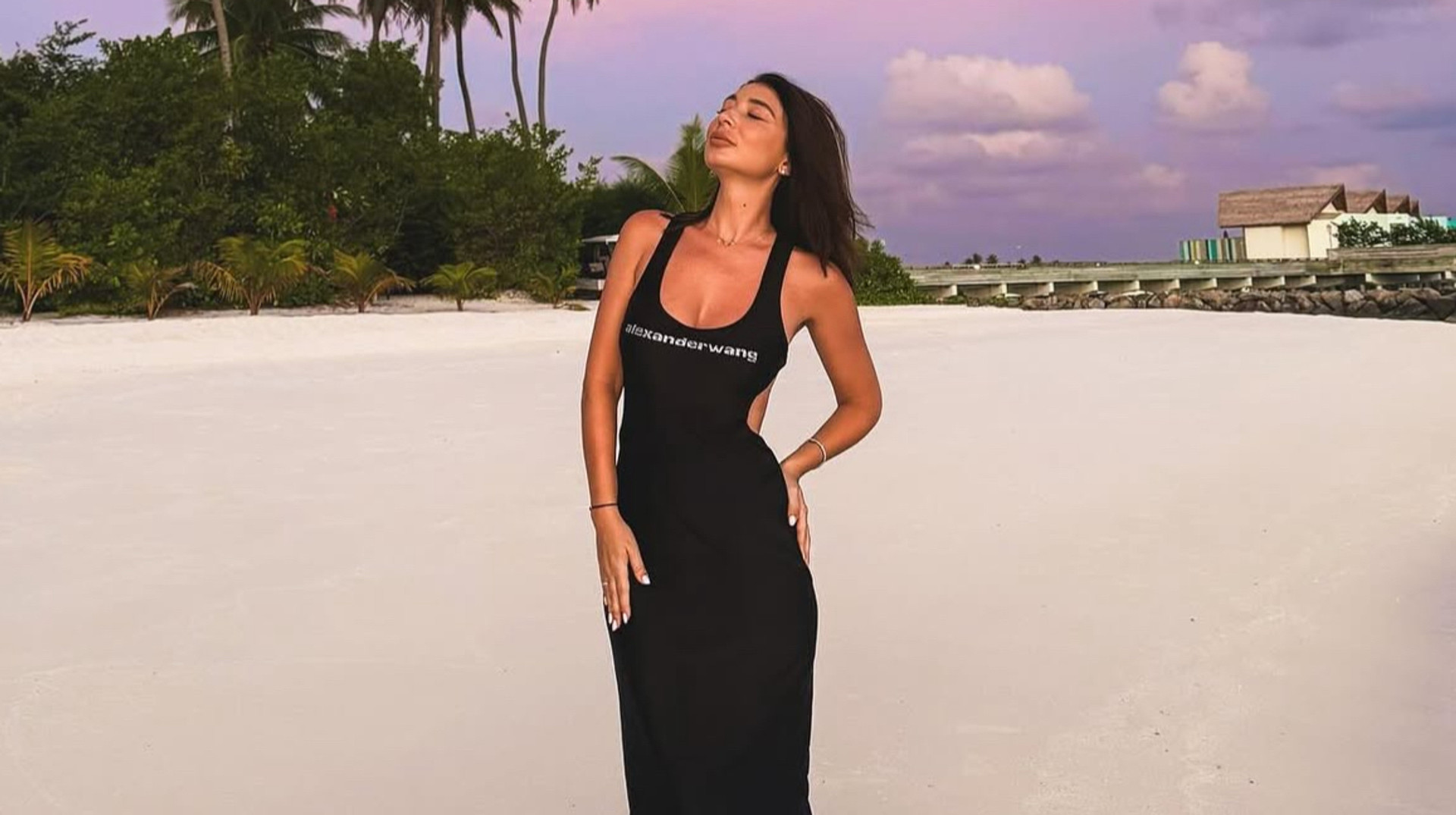 Дружина легенди Шахтаря та збірної України показала яскраві знімки з відпочинку на Мальдівах