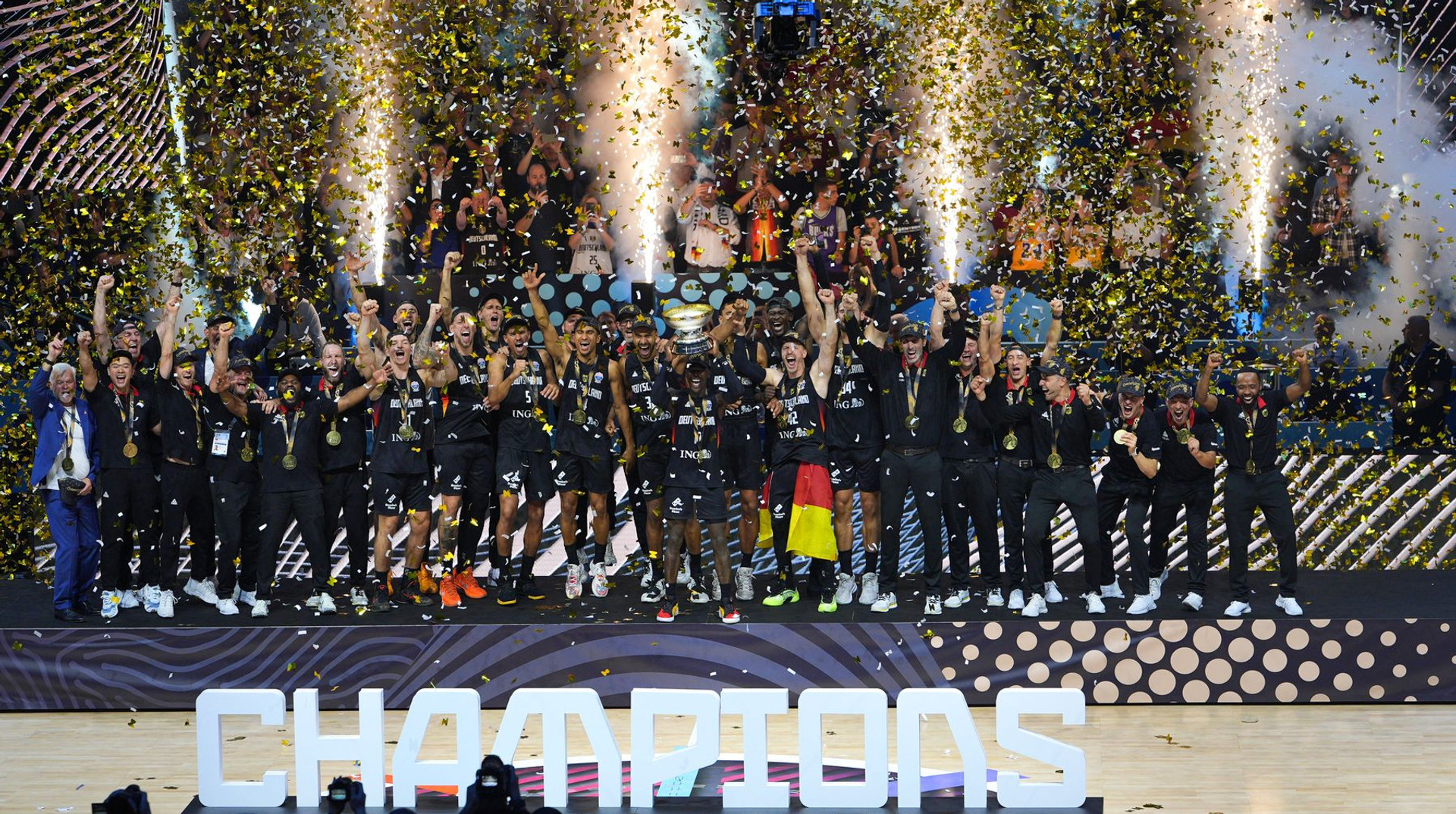 Попередні чемпіони зганьбилися, суперзірки НБА розчарували, німці всіх винесли. Підсумки Євробаскета-2025