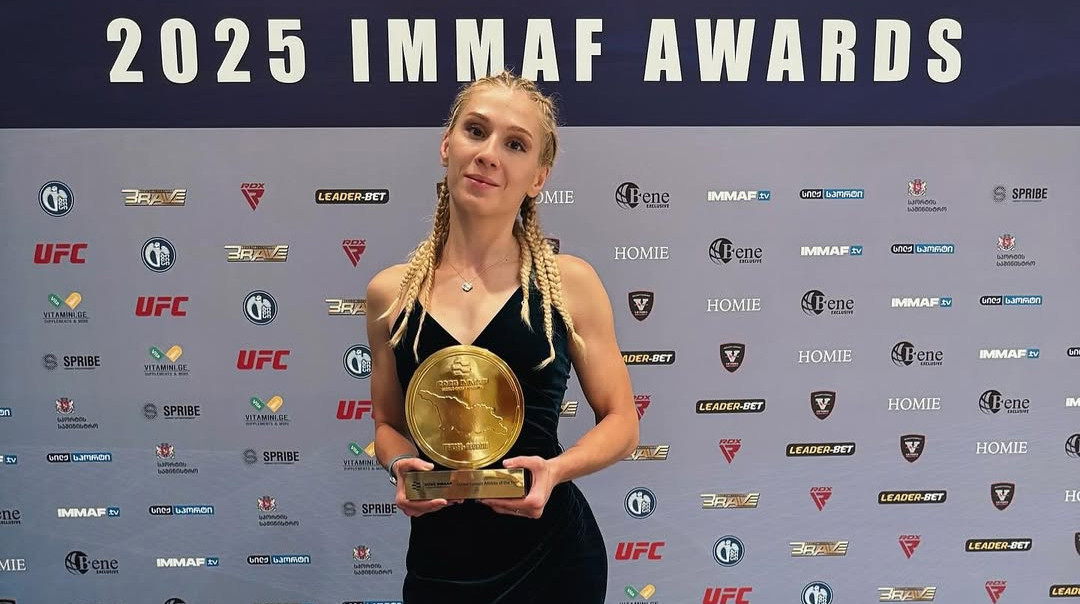 Украинка Гиря стала спортсменкой года по версии Международной федерации ММА