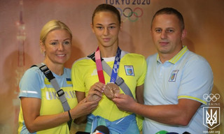 Фото дня. Дар'я Білодід повернулася до України після Олімпіади