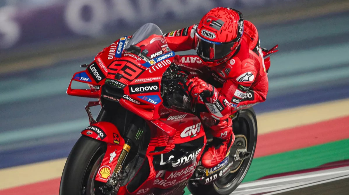 Чемпион MotoGP сломал ключицу и пропустит ближайшие Гран-при