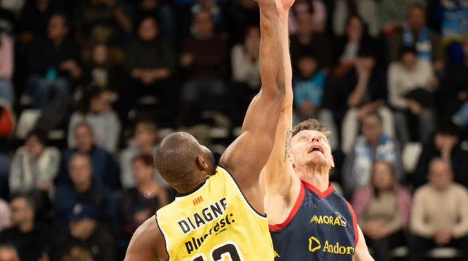 Пустовий набрав 10 очок у матчі чемпіонату Іспанії