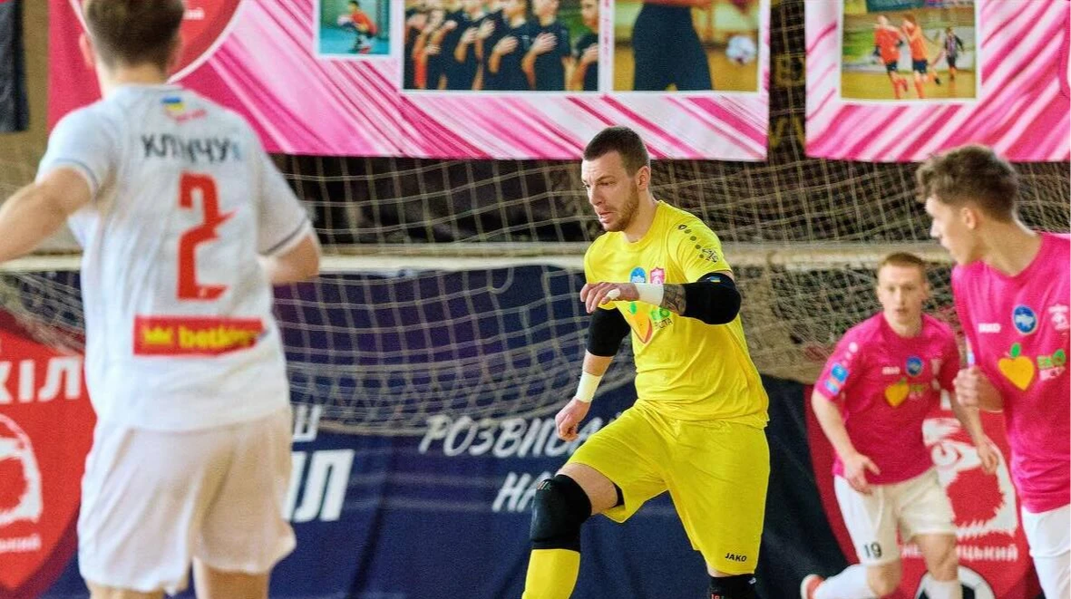 Ураган взяв реванш у Сокола в другому матчі 1/4 фіналу плейоф Екстра-ліги