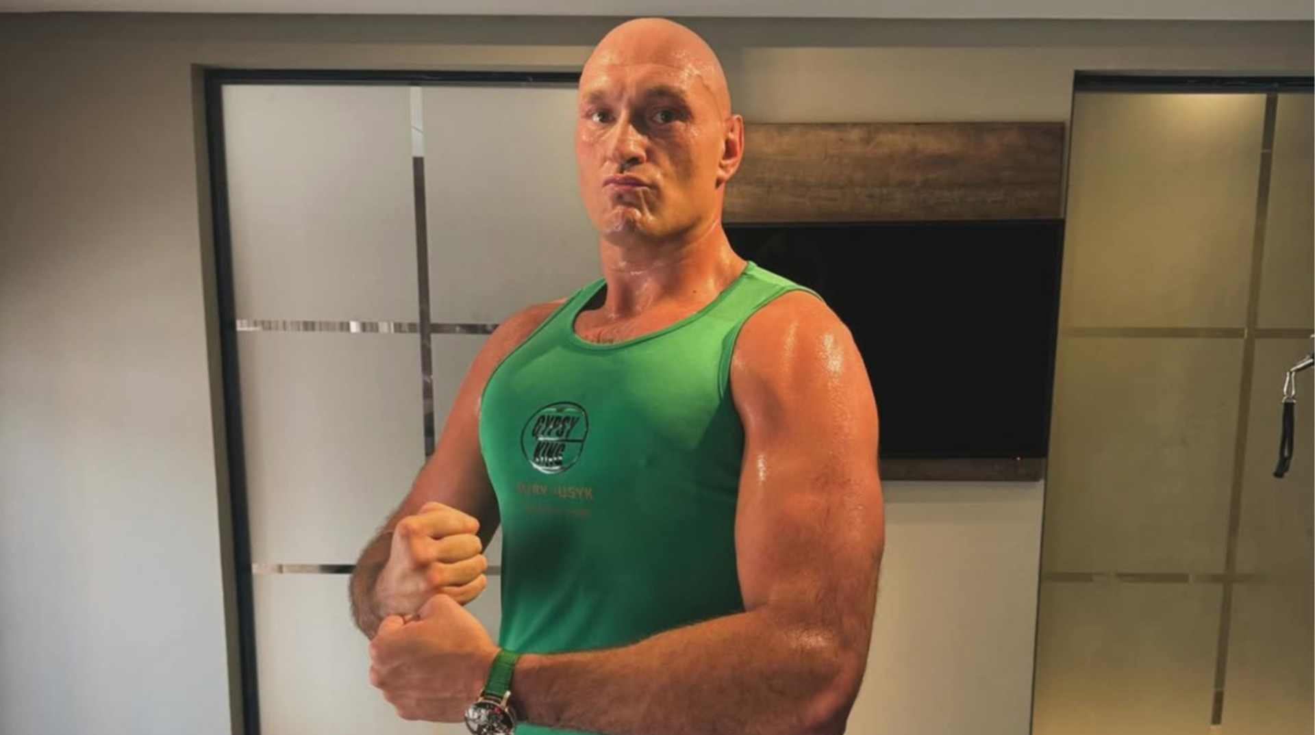 Поразил Фьюри за 50 секунд: известный украинский блогер отгадал первую работу Тайсона