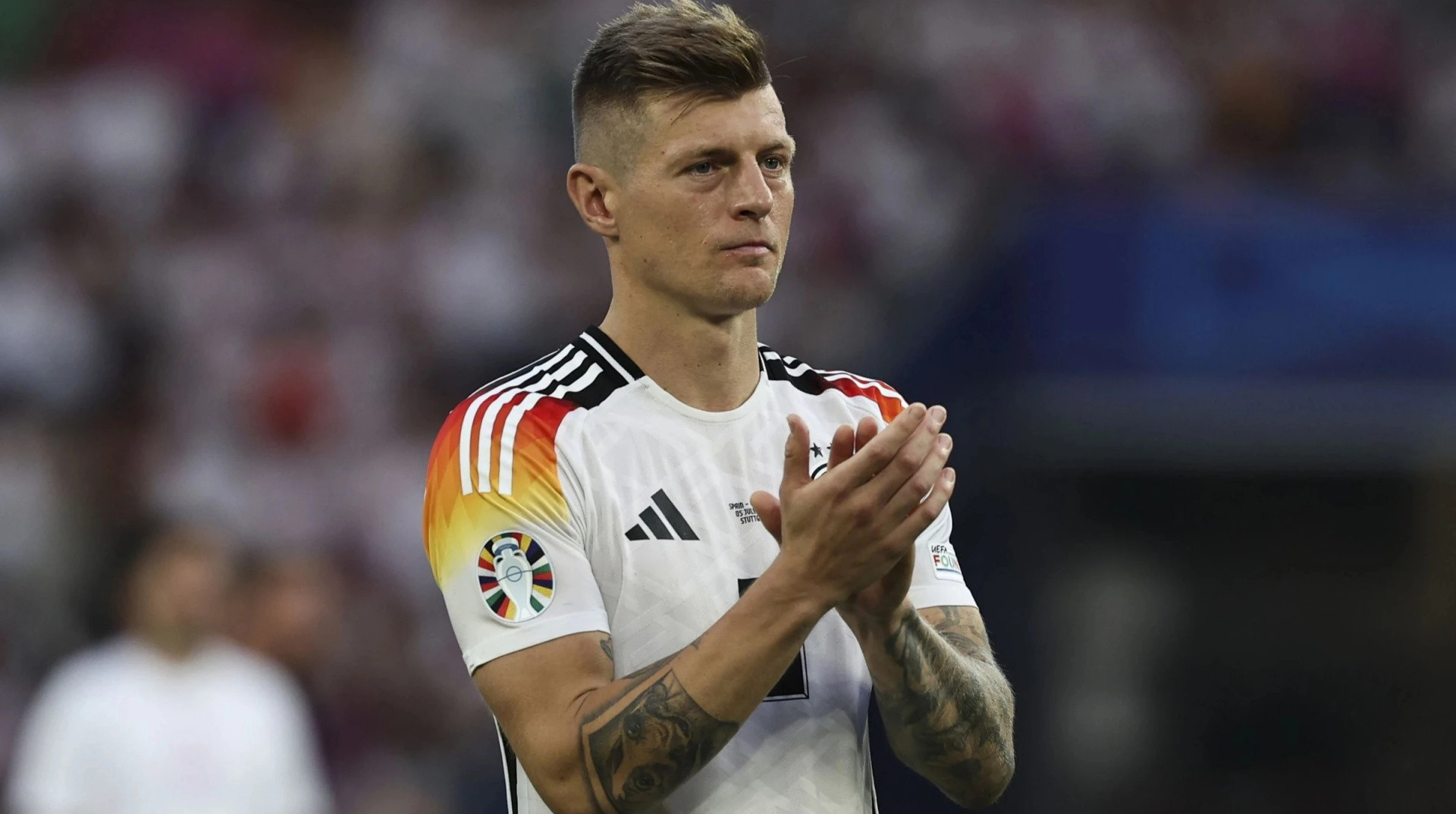 Если вас не освистывали на Бернабеу – вы не великий игрок: Кроос – о давлении на лидеров Реала