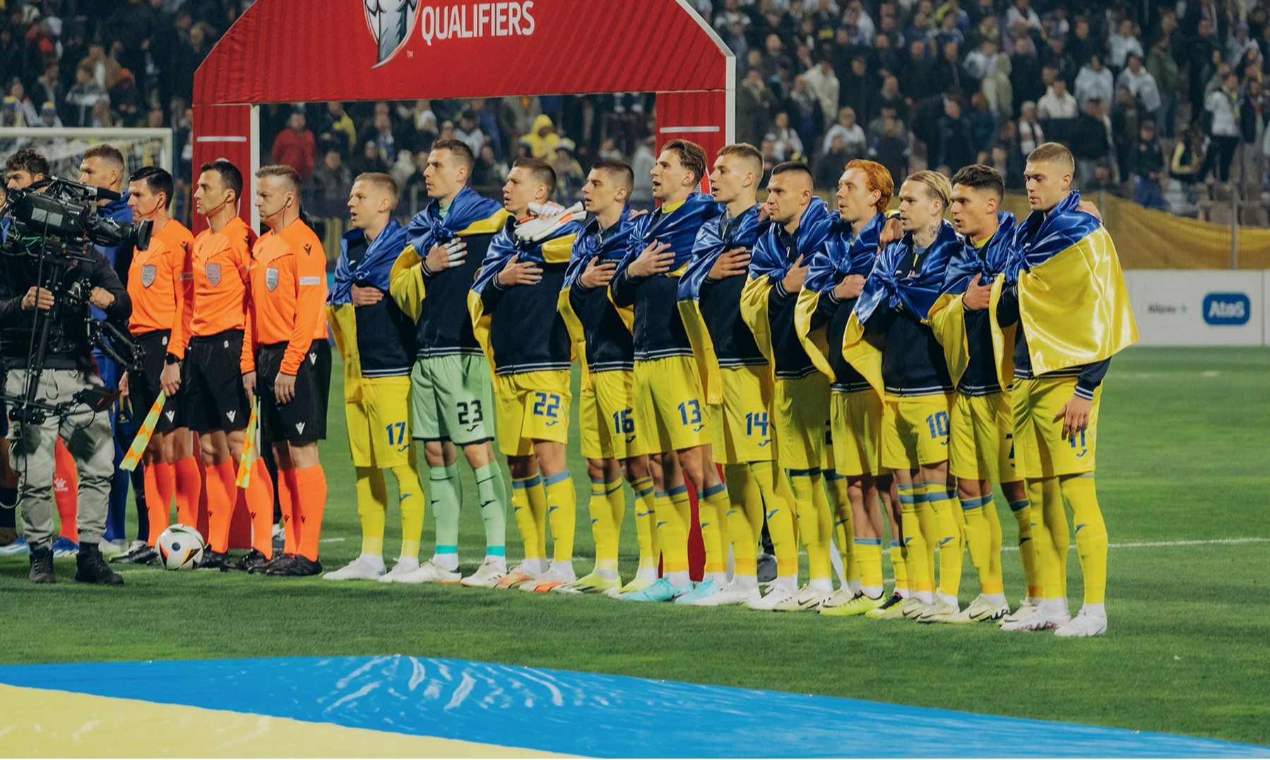 С Довбиком и Луниным: сборная Украины назвала стартовый состав на матч против Румынии