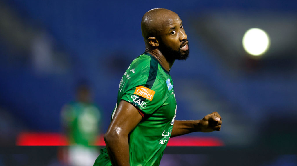 Экс-футболист Лиона и Фулхэма приобрел литовский клуб