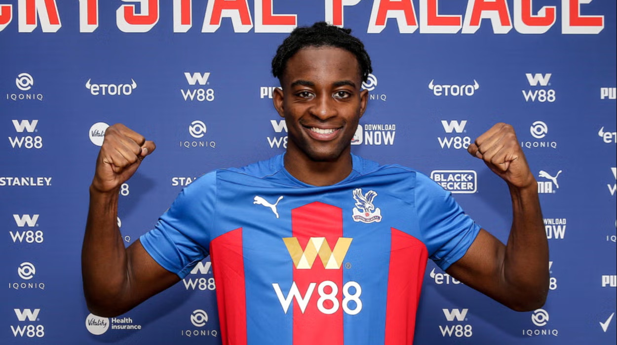 Крістал Пелес прагне продовжити контракт з одним з найкращих бомбардирів АПЛ