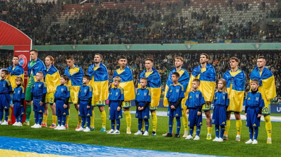 УЄФА покарала УАФ за банер проти Росії