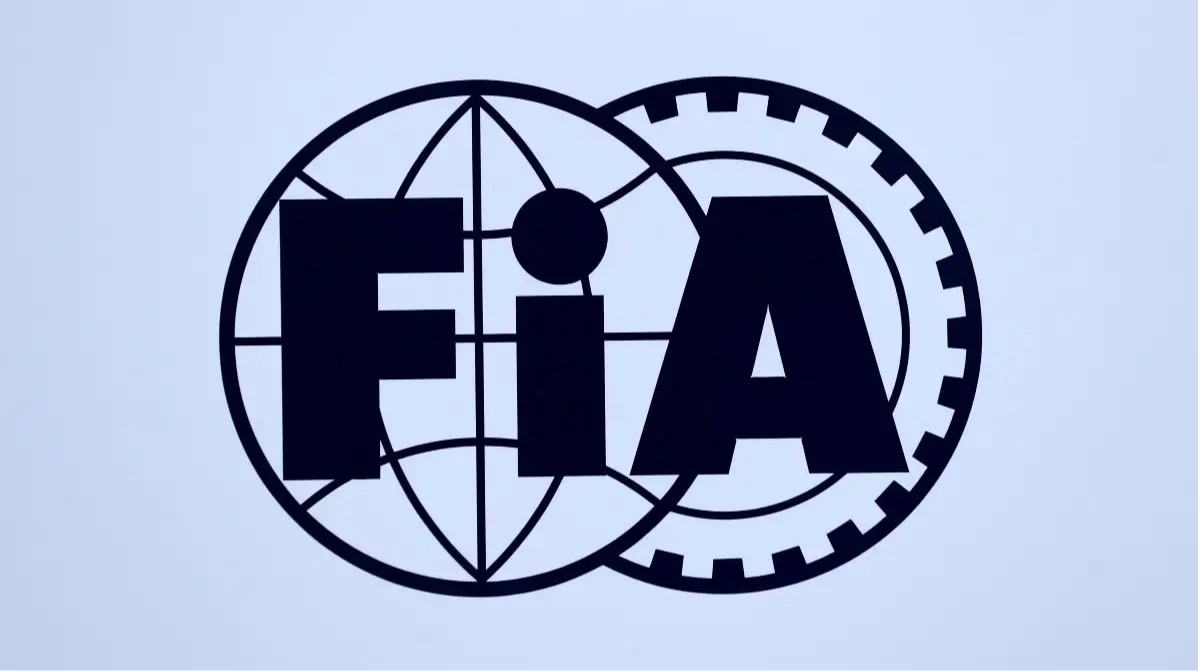 Буде проведена зустріч між представниками ФІА та виробниками двигунів на рахунок скандальних правил наступного сезону