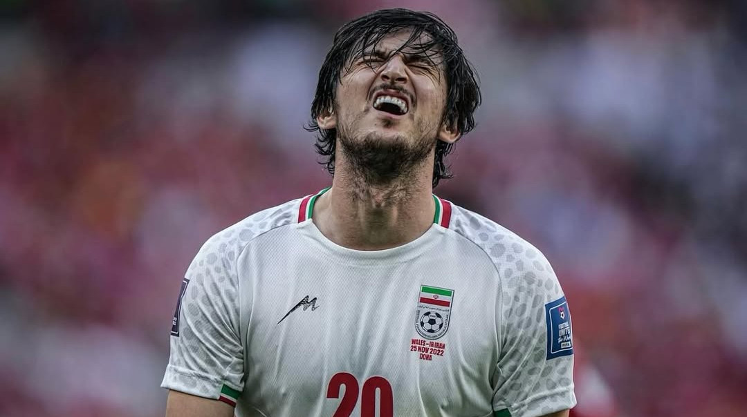 Лидера сборной Ирана исключили из состава из-за фото с правителем Дубая