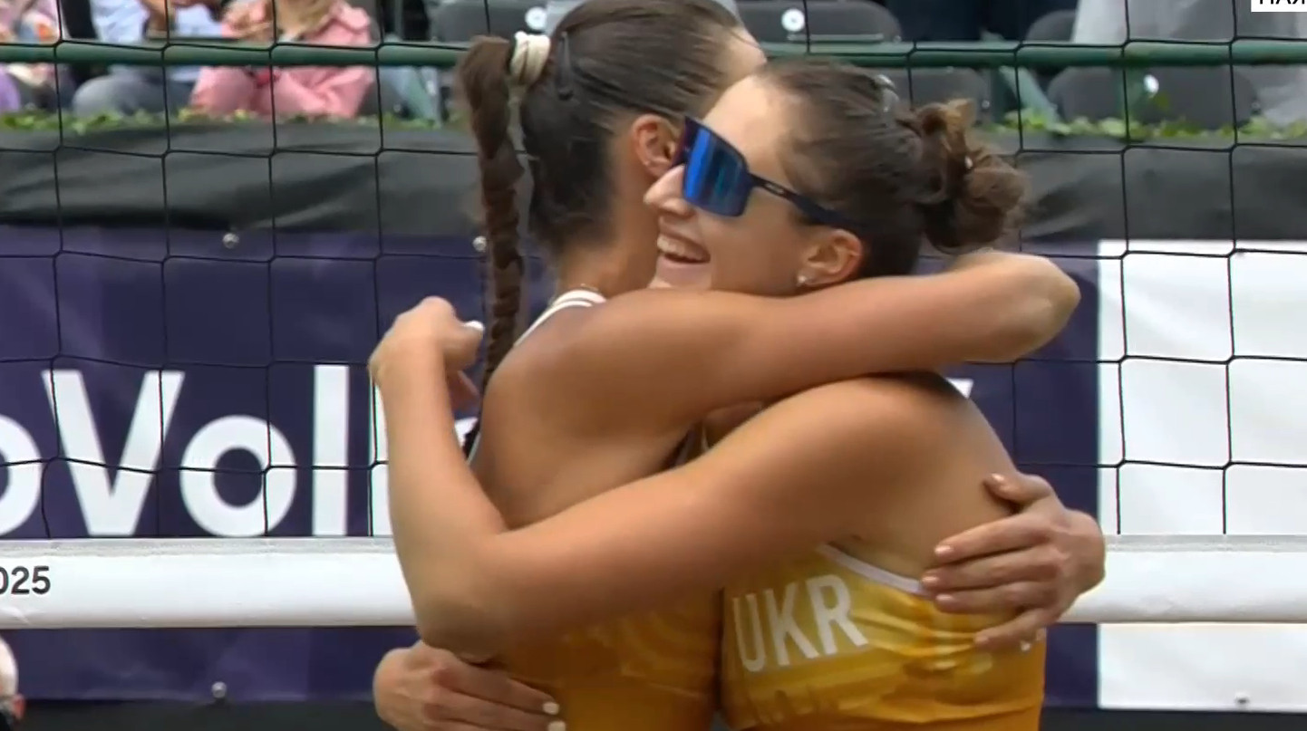 Марина Гладун та Тетяна Лазаренко