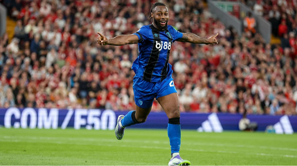 Фанату-расисту, який образив Семеньо, заборонили відвідувати стадіони