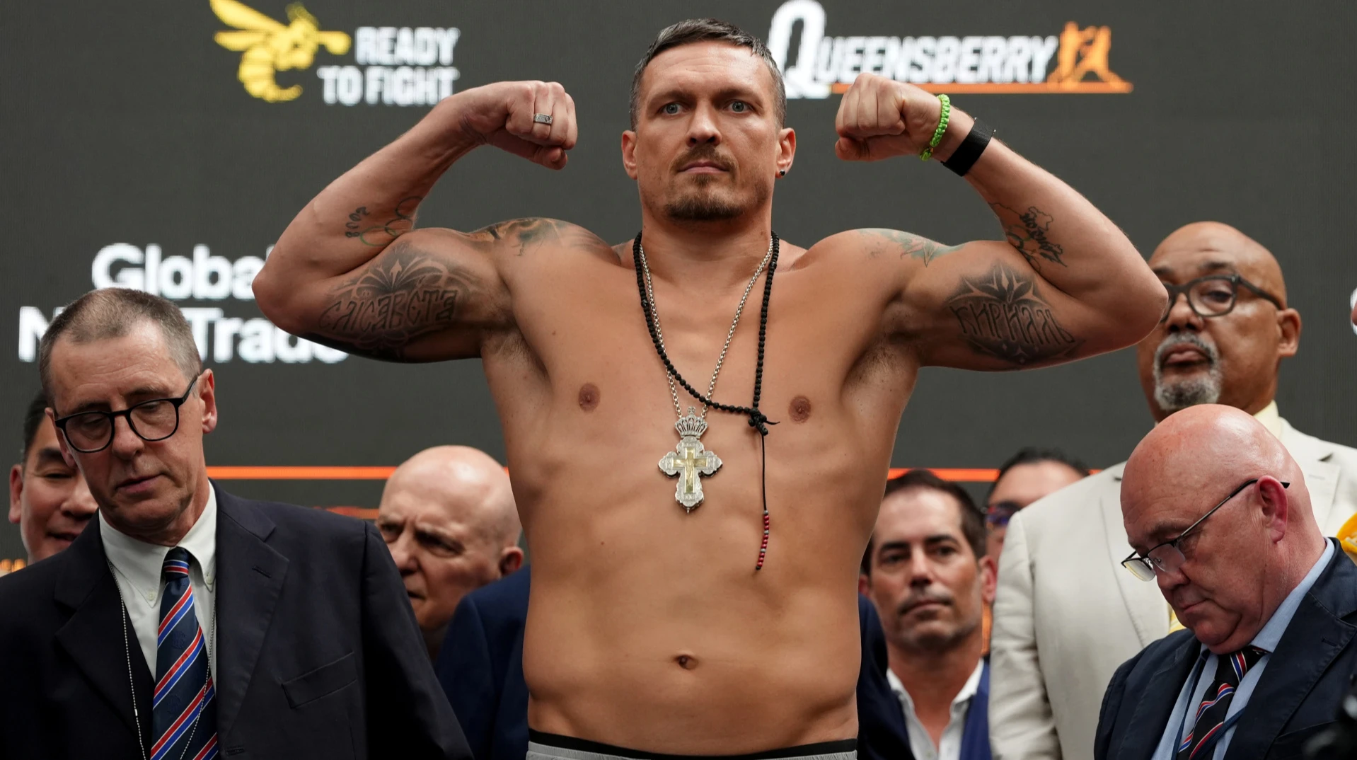 Відомий тренер назвав небезпечних суперників для Усика