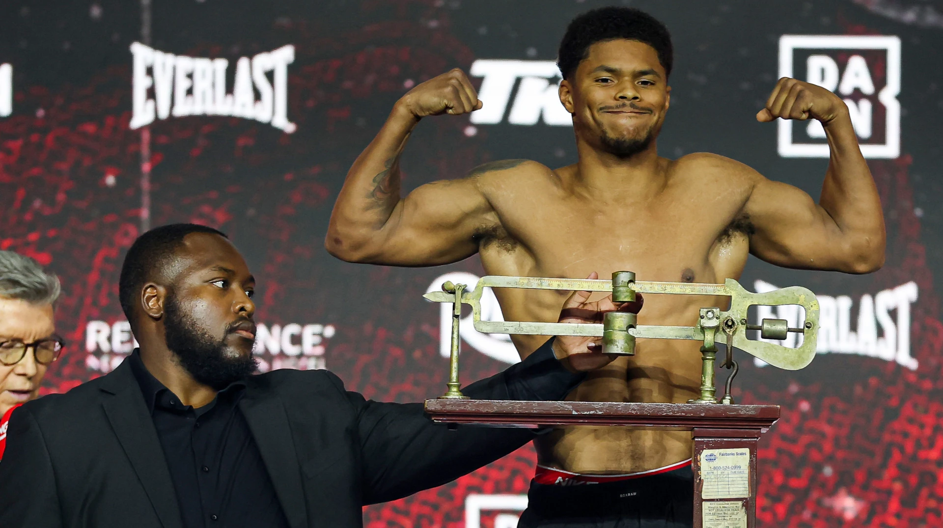 Шакур подписал контракт с Zuffa Boxing
