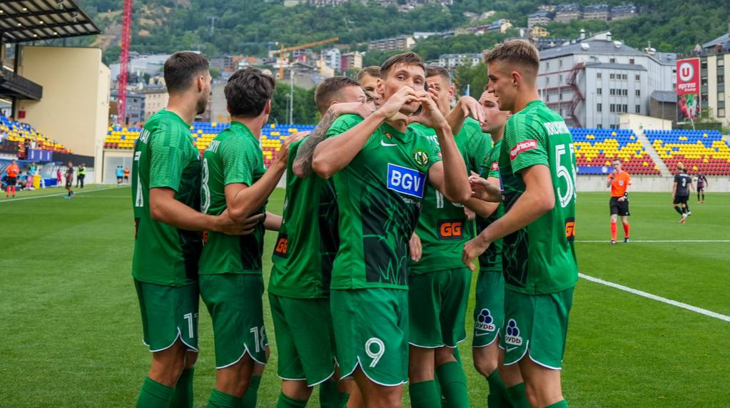 Полісся розгромило угорський Пакш у першому матчі кваліфікації Ліги конференцій