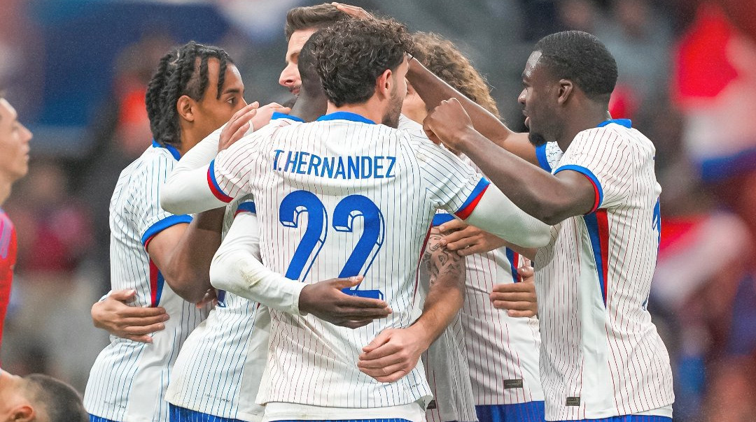 Аль-Хіляль домовився з Міланом про трансфер Ернандеса та очікує на рішення гравця