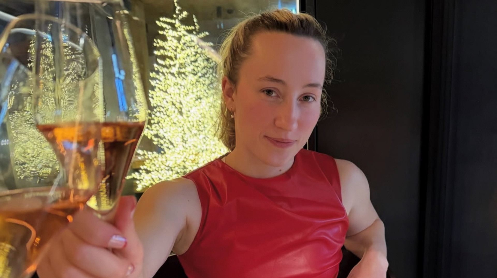 Найбажаніша наречена Олімпіади-2026 провела одразу два побачення у День святого Валентина