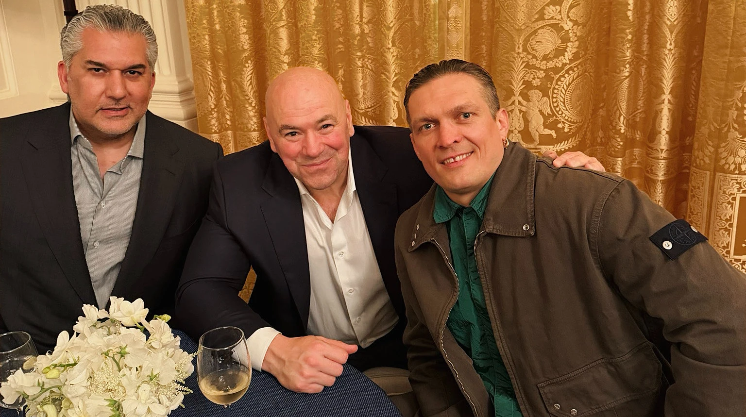Усик провів зустріч з керівниками Zuffa Boxing