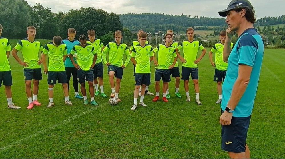 Збірна України U-19 програла Англії U-18 на турнірі в Іспанії