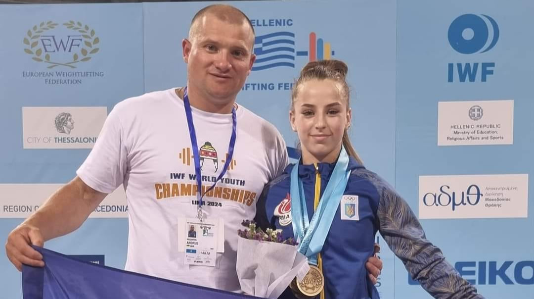 18-річна українка здобула три медалі ЧЄ-2026 з важкої атлетики
