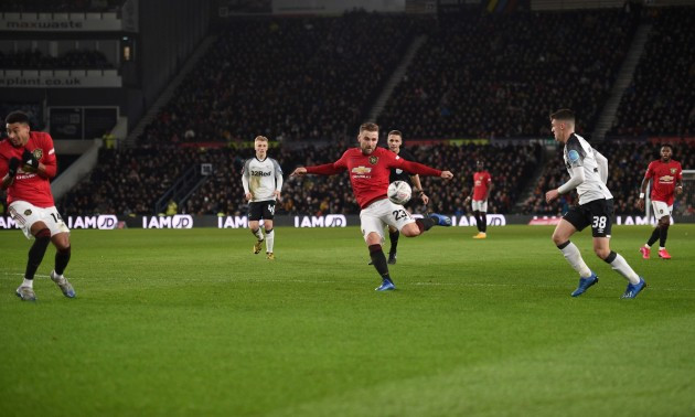 Манчестер Юнайтед розгромив Дербі та вийшов в 1/4 Кубка Англії
