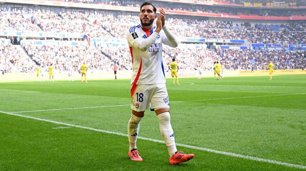 Ліон відмовив Боруссії Дортмунд у продажі свого талановитого вінгера