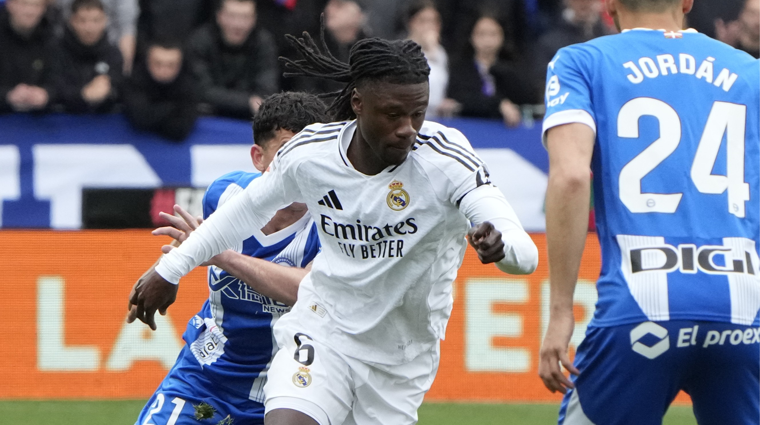 Червона картка Мбаппе в огляді матчу між Реалом та Алавесом у Ла Лізі