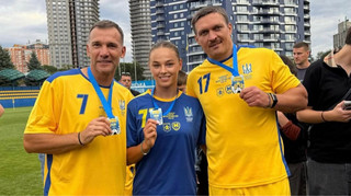 Футбол, дзюдо та бокс об’єдналися: Шевченко, Білодід та Усик зробили спільне фото на благодійному матчі