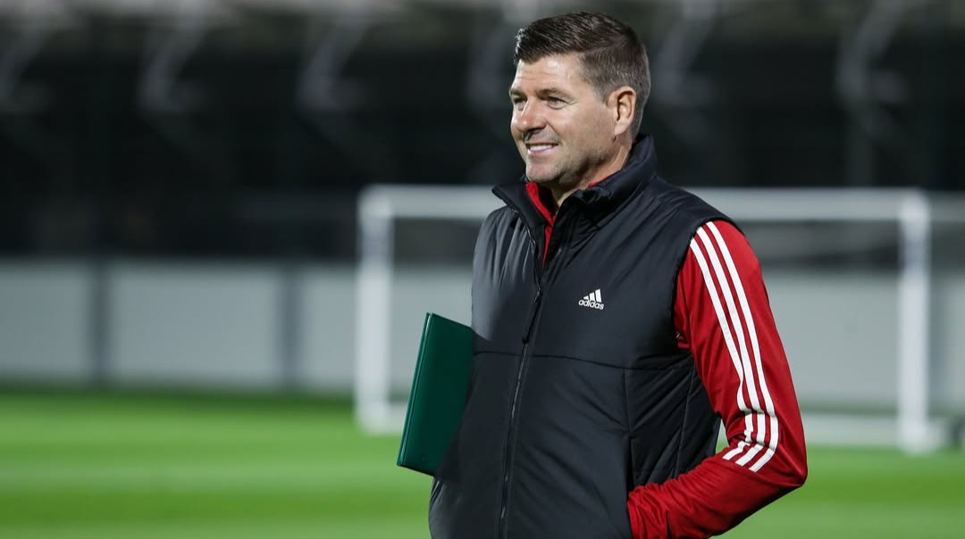 Легенда збірної Англії зізнався, чи мріє очолити Ліверпуль