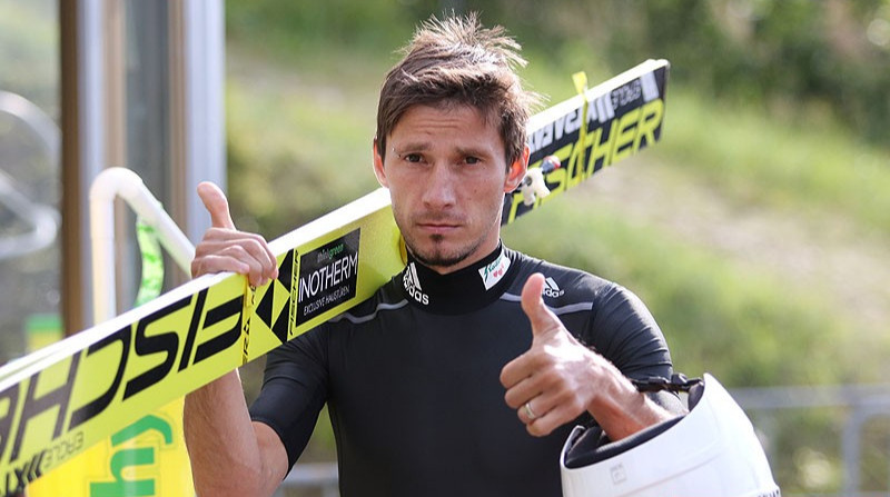 Легендарний ексстрибун перебуває у важкому стані після аварії на велосипеді