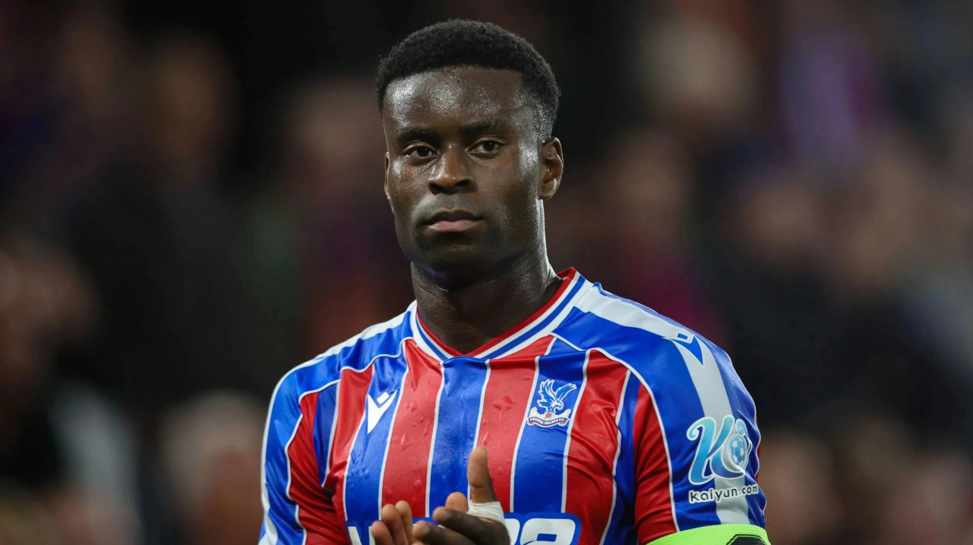 Центральним захисником Крістал Пелес цікавляться Арсенал, Ліверпуль та Манчестер Сіті